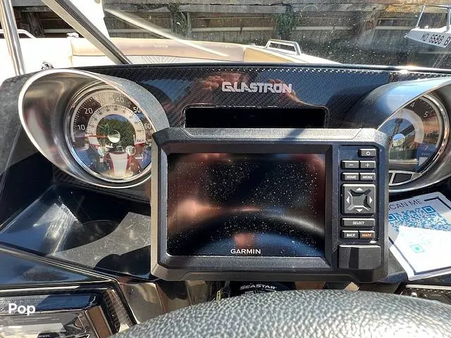 Slide: The Image of Glastron GTD 220 2022 - 14411805