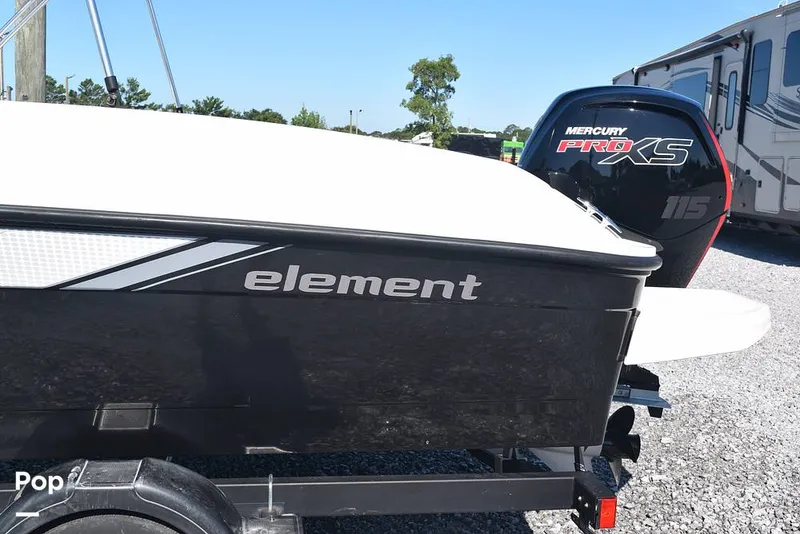 Slide: The Image of Bayliner Element E18 2022 - 14310789