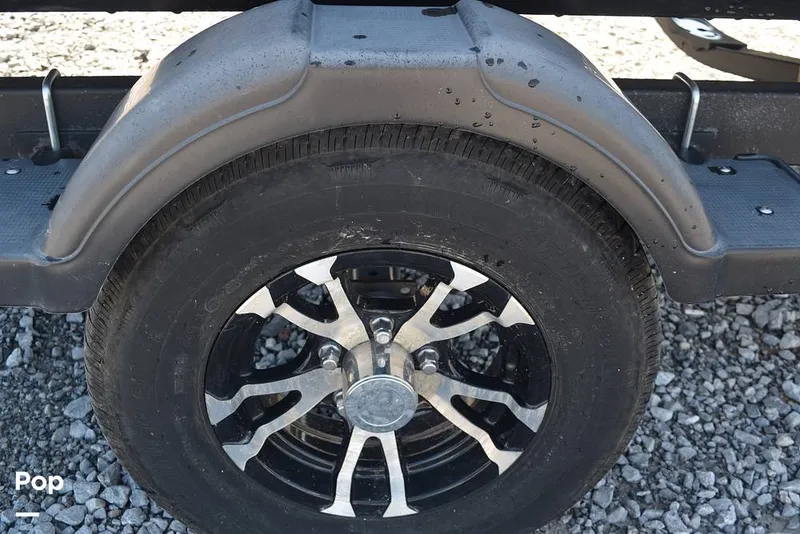 Slide: The Image of Bayliner Element E18 2022 - 14310897