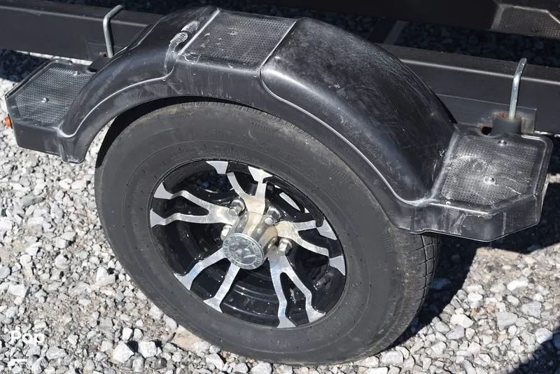 Slide: The Image of Bayliner Element E18 2022 - 14310900