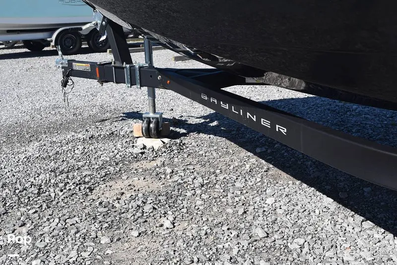 Slide: The Image of Bayliner Element E18 2022 - 14310901