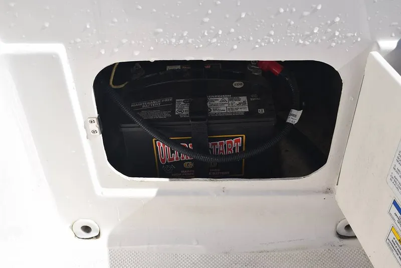 Slide: The Image of Bayliner Element E18 2022 - 14310909