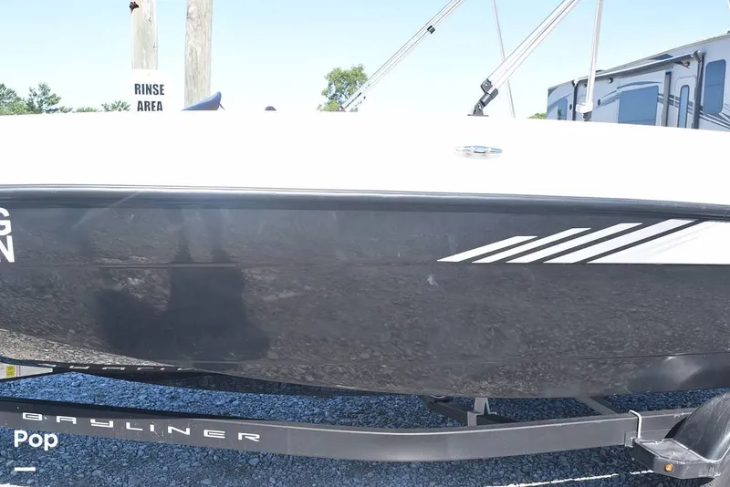 Slide: The Image of Bayliner Element E18 2022 - 14310788