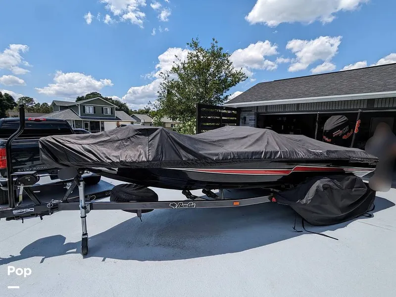 Slide: The Image of Clean Lines - 14113837