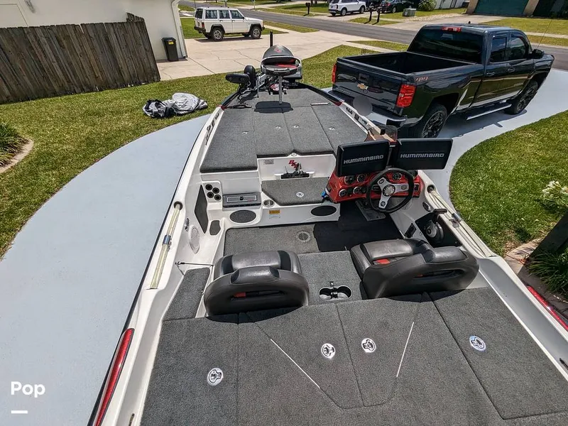 Slide: The Image of Carpeted Decking - 14113893