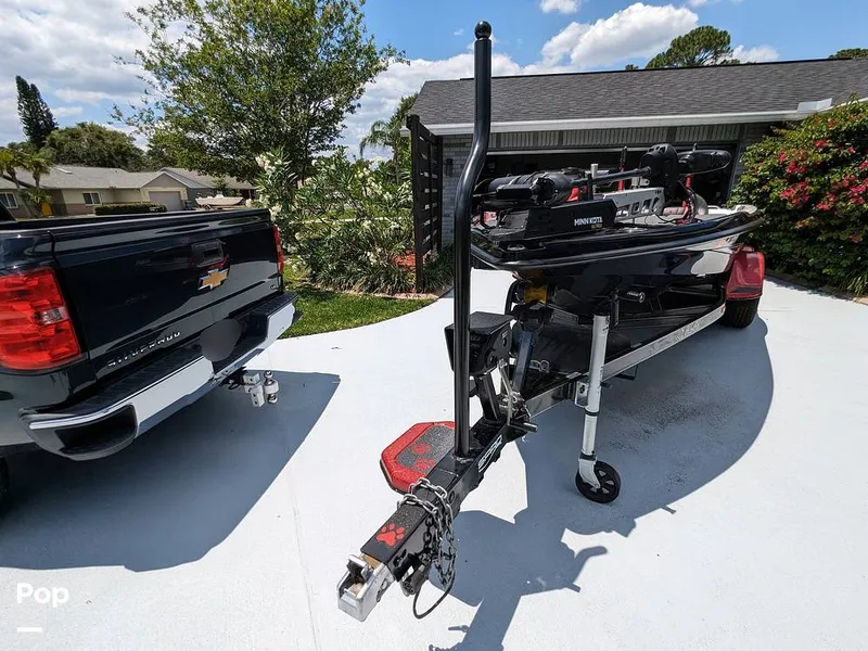 Slide: The Image of Float On Trailer - 14113836