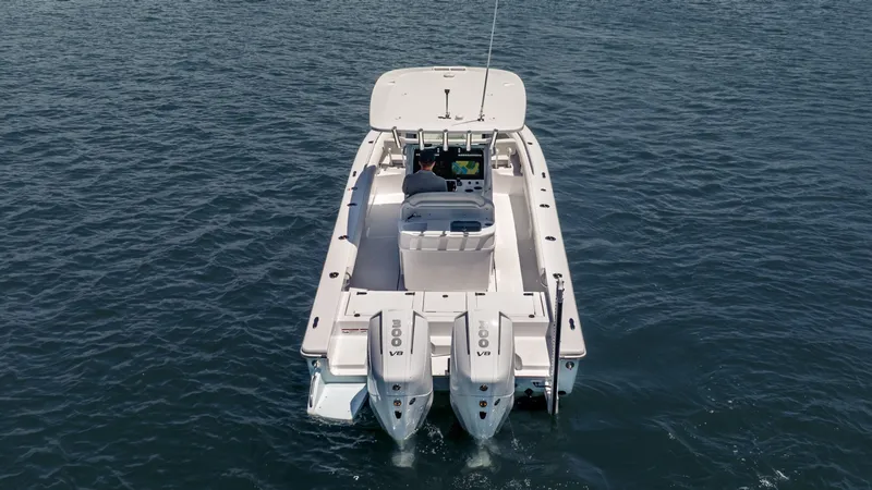 Slide: The Image of Everglades 273 Center Console 2026 - 5