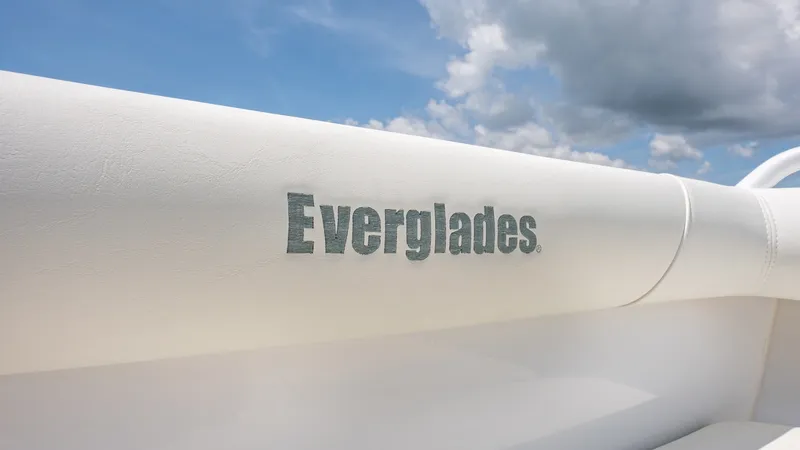 Slide: The Image of Everglades 273 Center Console 2026 - 23