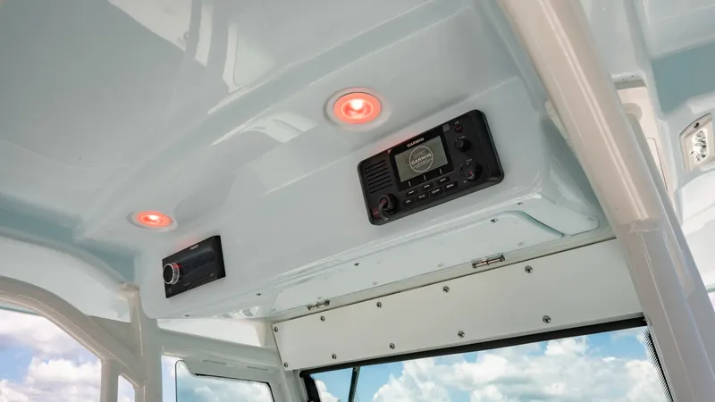 Slide: The Image of Everglades 273 Center Console 2026 - 14