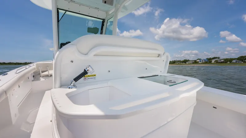 Slide: The Image of Everglades 273 Center Console 2026 - 16