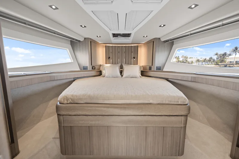 Slide: The Image of Galeon 480 FLY 2025 - 20