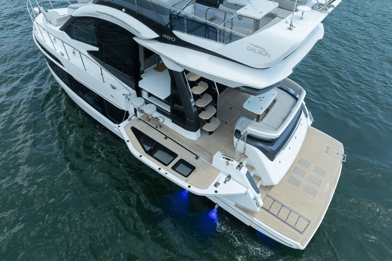 Slide: The Image of Galeon 480 FLY 2025 - 3