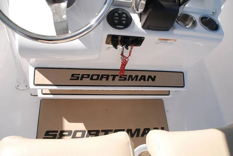 Slide: The Image of Sportsman 251 Heritage 2017 - 13959995