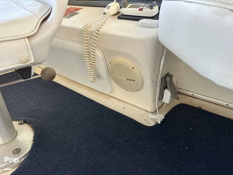 Slide: The Image of Sea Ray 350 Express Bridge 1992 - 14007920