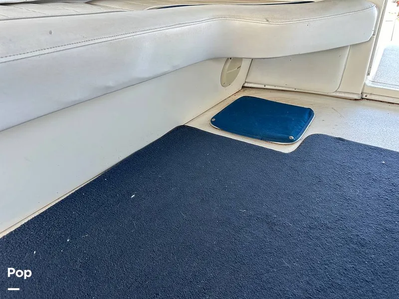 Slide: The Image of Sea Ray 350 Express Bridge 1992 - 14007921