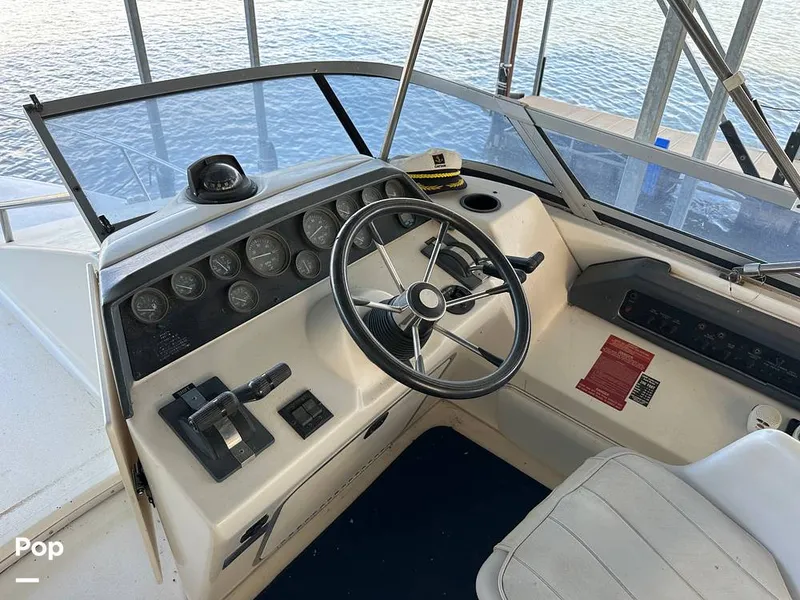 Slide: The Image of Sea Ray 350 Express Bridge 1992 - 14007923