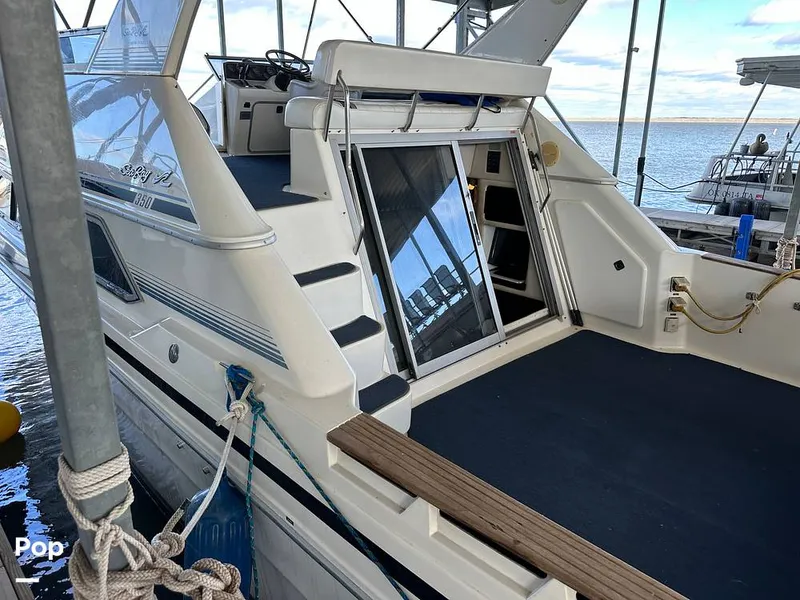 Slide: The Image of Sea Ray 350 Express Bridge 1992 - 14007936