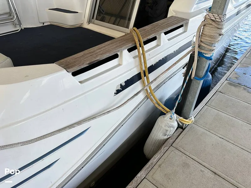 Slide: The Image of Sea Ray 350 Express Bridge 1992 - 14007959