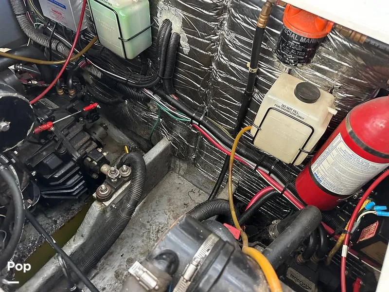 Slide: The Image of Sea Ray 350 Express Bridge 1992 - 14007783