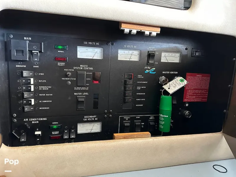 Slide: The Image of Sea Ray 350 Express Bridge 1992 - 14007802