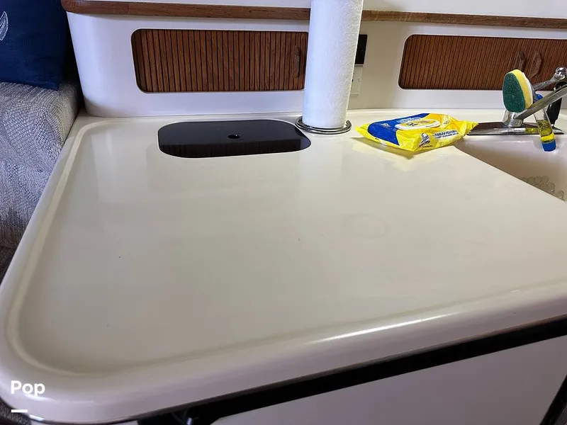 Slide: The Image of Sea Ray 350 Express Bridge 1992 - 14007819