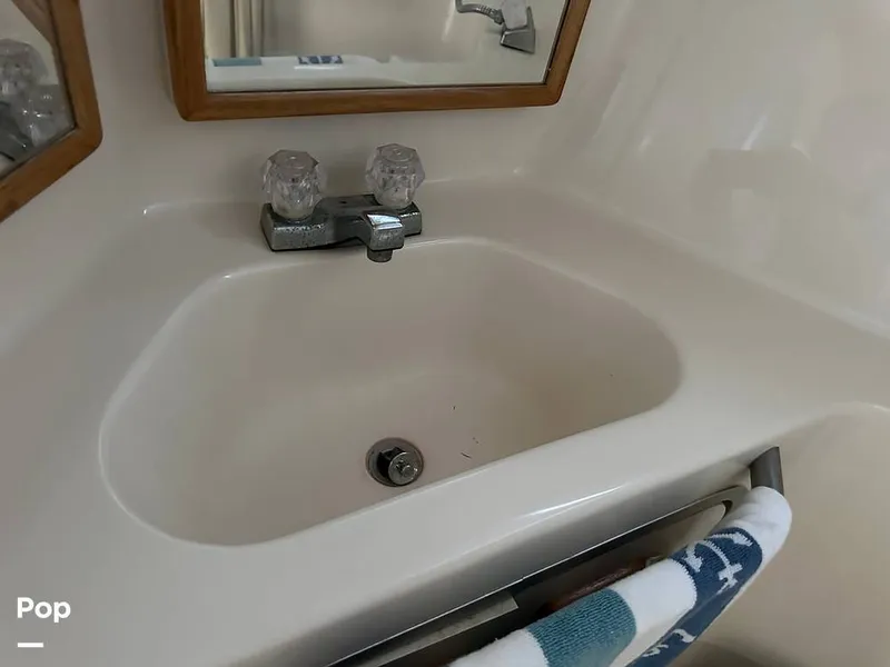 Slide: The Image of Sea Ray 350 Express Bridge 1992 - 14007878