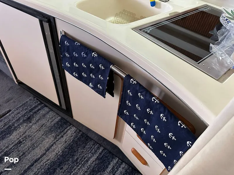 Slide: The Image of Sea Ray 350 Express Bridge 1992 - 14007887