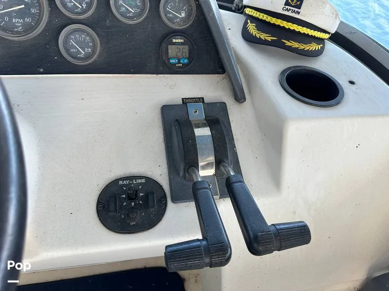 Slide: The Image of Sea Ray 350 Express Bridge 1992 - 14007904