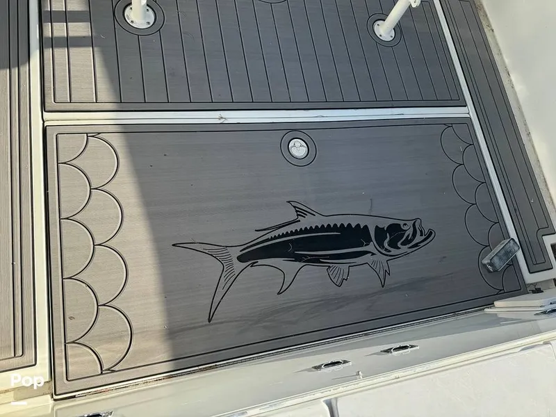 Slide: The Image of Non-skid Deck - 14650452