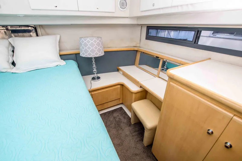 Slide: The Image of Carver Yachts 440 Aft Cabin Motor Yacht 1995 - 19