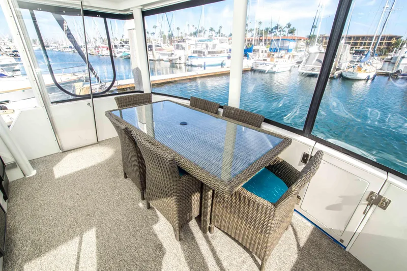 Slide: The Image of Carver Yachts 440 Aft Cabin Motor Yacht 1995 - 24