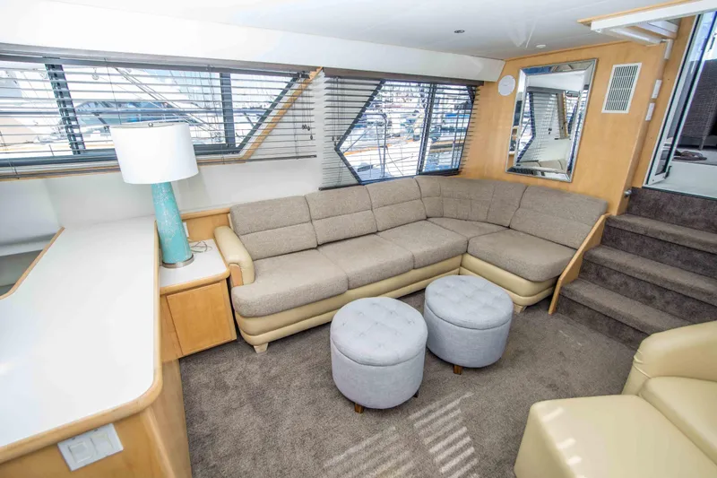 Slide: The Image of Carver Yachts 440 Aft Cabin Motor Yacht 1995 - 11