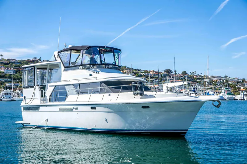 Slide: The Image of Carver Yachts 440 Aft Cabin Motor Yacht 1995 - 3