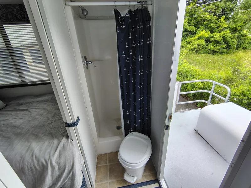 Slide: The Image of Catamaran Lil Hobo 31 2017 - 18