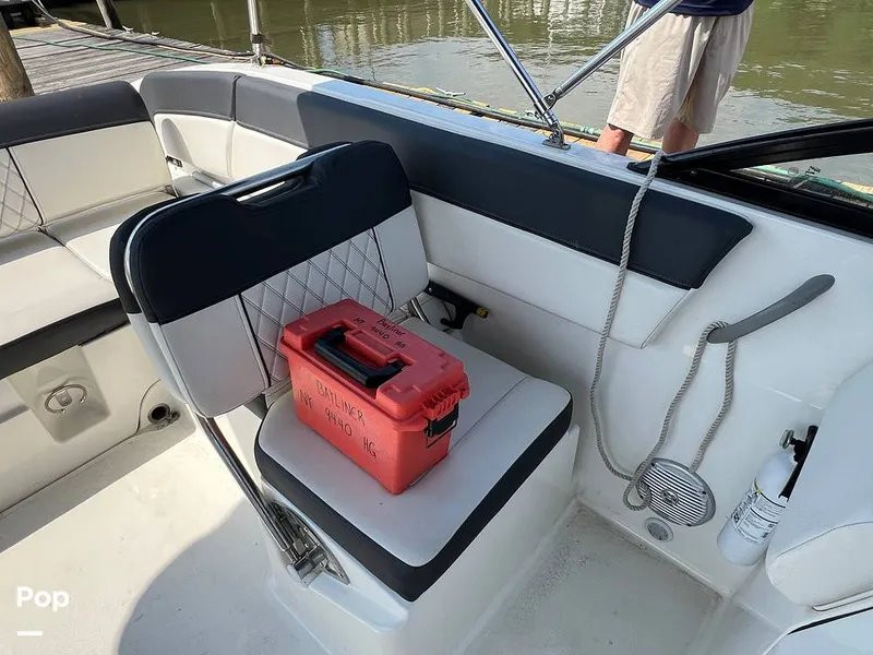 Slide: The Image of Passenger Front Seat - 14571680