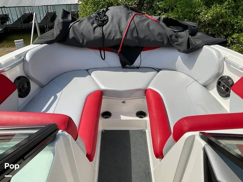 Slide: The Image of Mastercraft NXT 22 2018 - 14644248