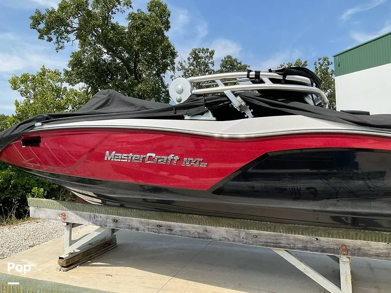 Slide: The Image of Mastercraft NXT 22 2018 - 14645545
