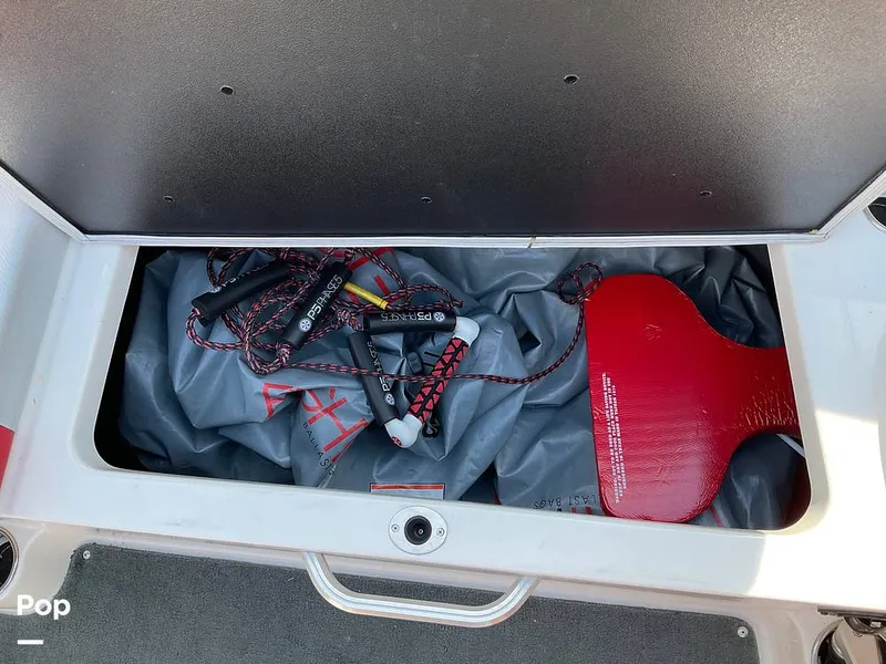 Slide: The Image of Mastercraft NXT 22 2018 - 14644263