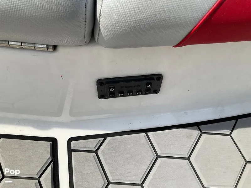 Slide: The Image of Mastercraft NXT 22 2018 - 14644333