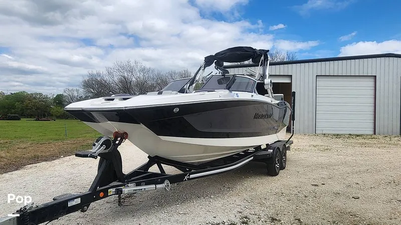 Slide: The Image of Mastercraft X24 2020 - 13967882