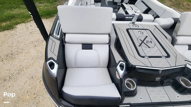 Slide: The Image of Mastercraft X24 2020 - 13967936