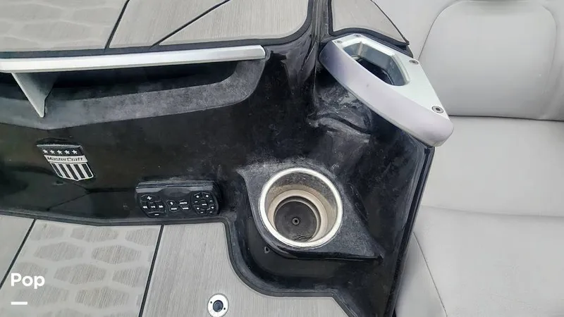 Slide: The Image of Mastercraft X24 2020 - 13967945