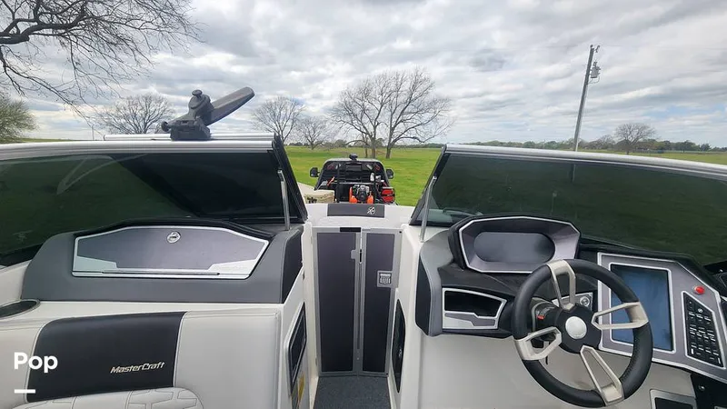 Slide: The Image of Mastercraft X24 2020 - 13967996