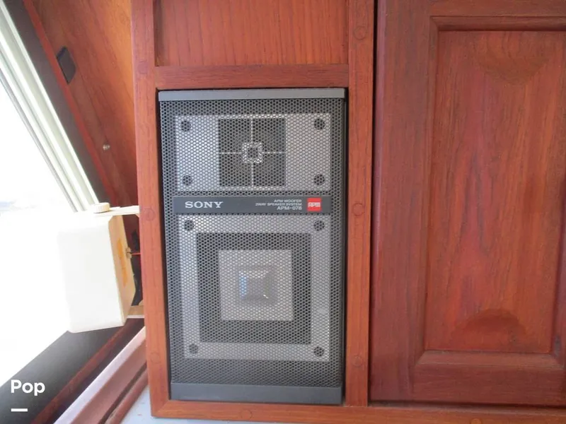 Slide: The Image of Viking 41 Convertible 1986 - 13940983