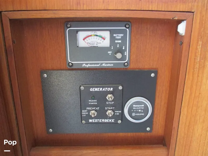 Slide: The Image of Viking 41 Convertible 1986 - 13940978