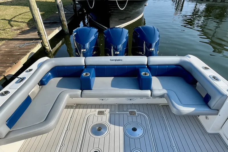 Slide: The Image of Everglades 360LXC 2019 - 16