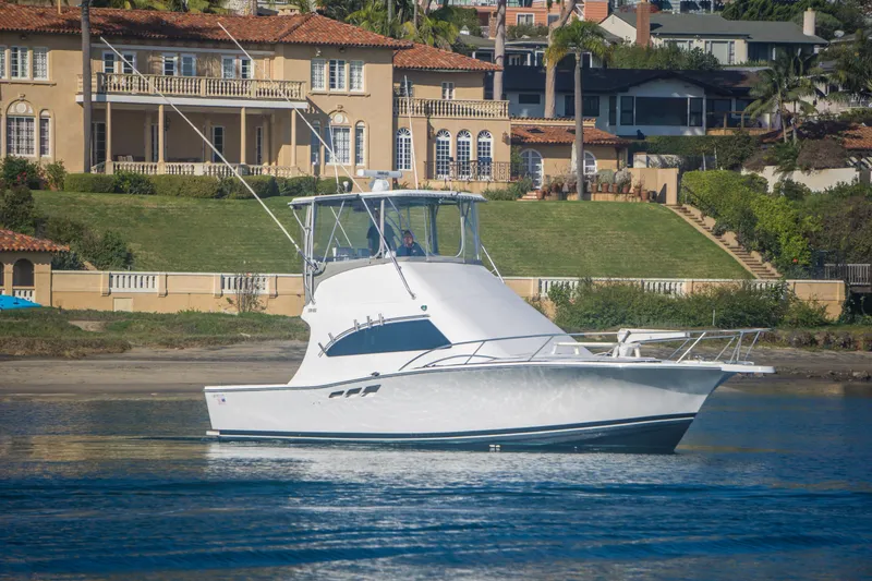 The Image of Luhrs 36 Convertible 2002 - 0