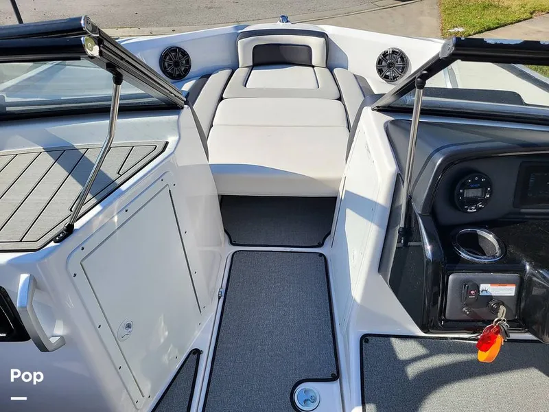 Slide: The Image of Yamaha Sx195 2020 - 14120501