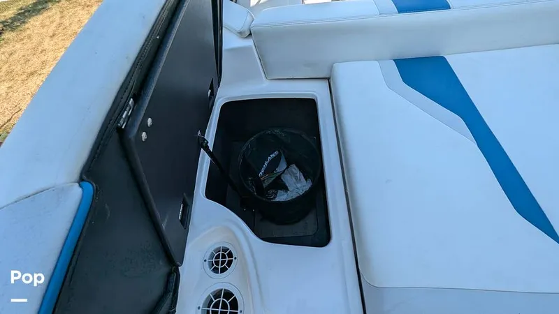 Slide: The Image of Regal 2000 ES 2015 - 14364797