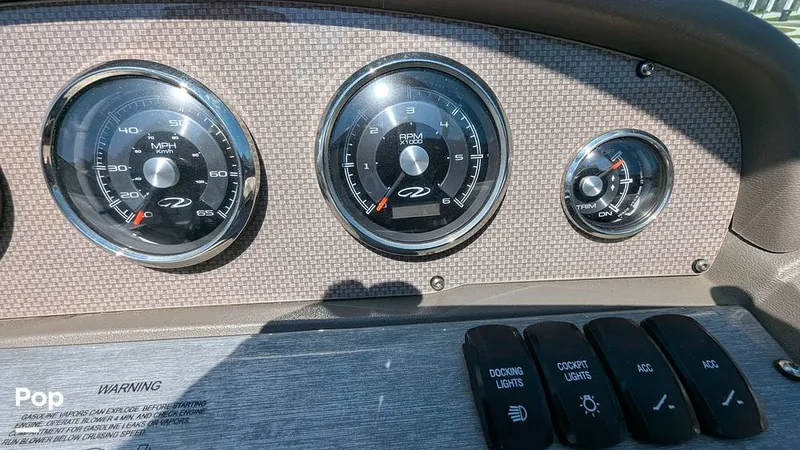 Slide: The Image of Regal 2000 ES 2015 - 14364883